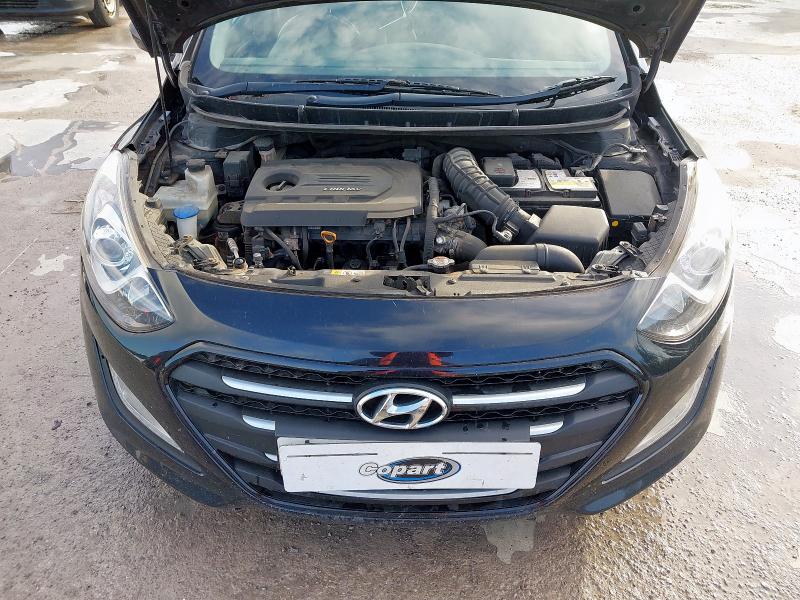 2017 HYUNDAI I30 SE