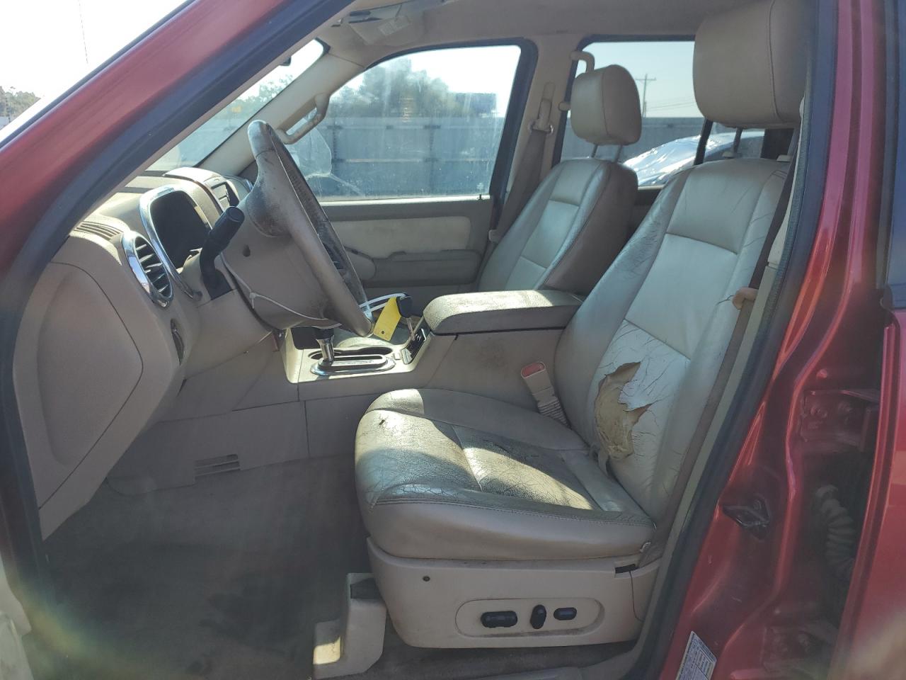 2008 Ford Explorer Eddie Bauer VIN: 1FMEU64E88UB00883 Lot: 94064675