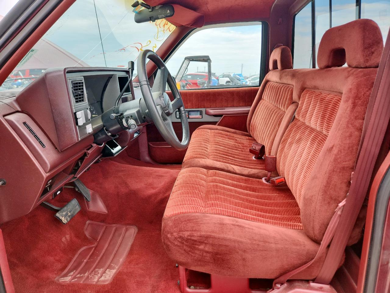 1993 Chevrolet Gmt-400 C1500 VIN: 1GCDC14K6PZ105089 Lot: 70108895