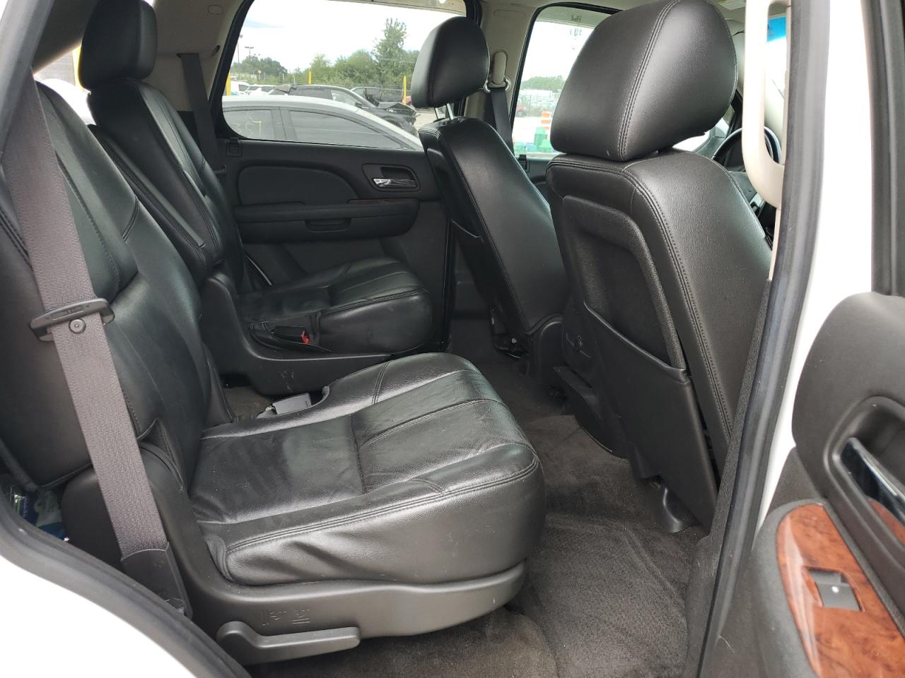 2013 Chevrolet Tahoe K1500 Lt VIN: 1GNSKBE01DR169024 Lot: 69838255