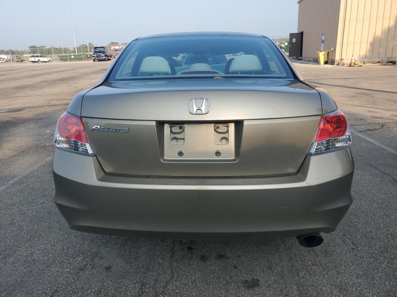2010 Honda Accord Lxp VIN: 1HGCP2F35AA153614 Lot: 68635315