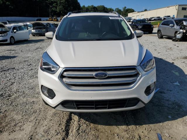  FORD ESCAPE 2018 Белы