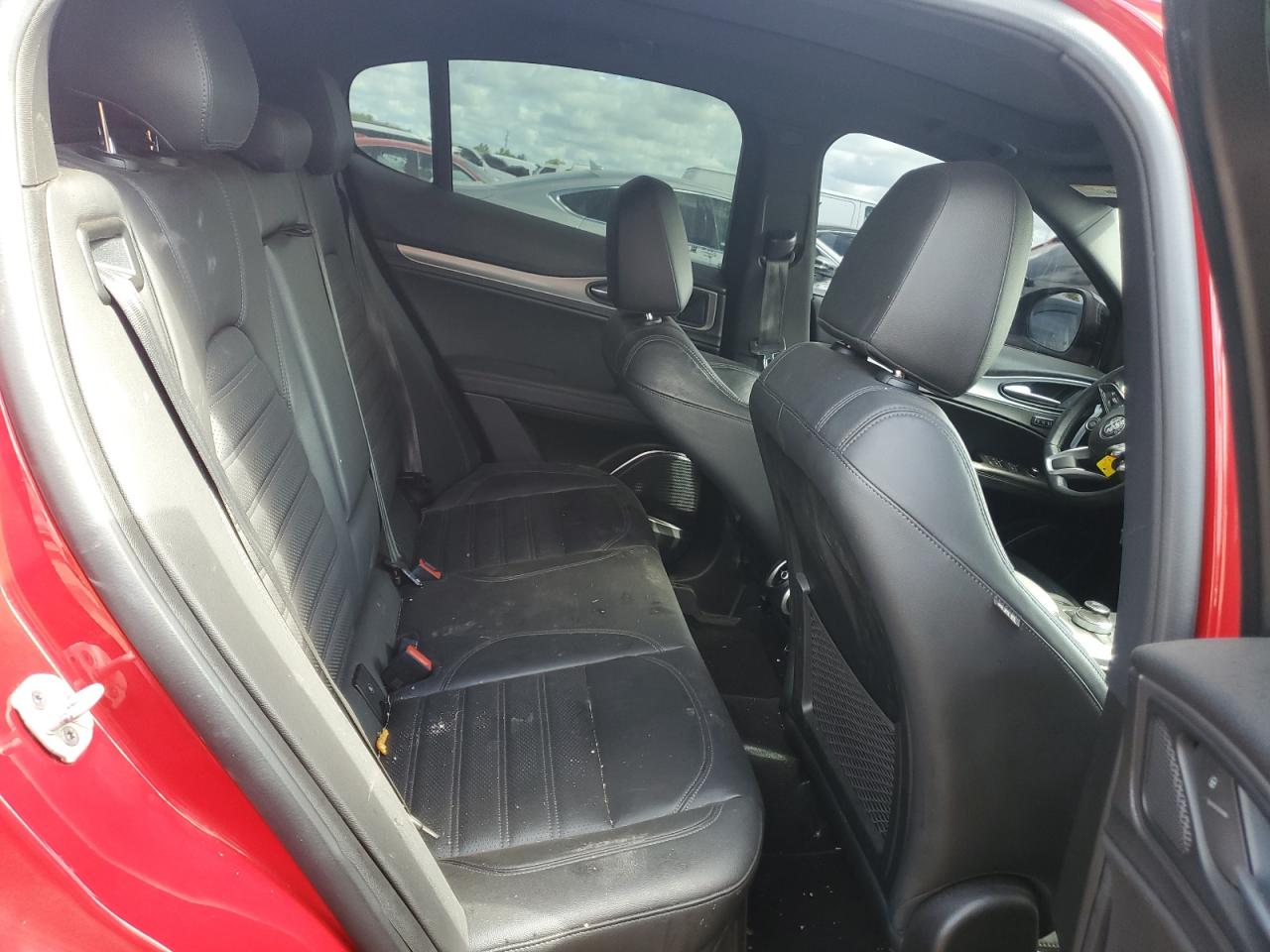 2022 Alfa Romeo Stelvio Ti VIN: ZASPAKBN3N7D29717 Lot: 69318665