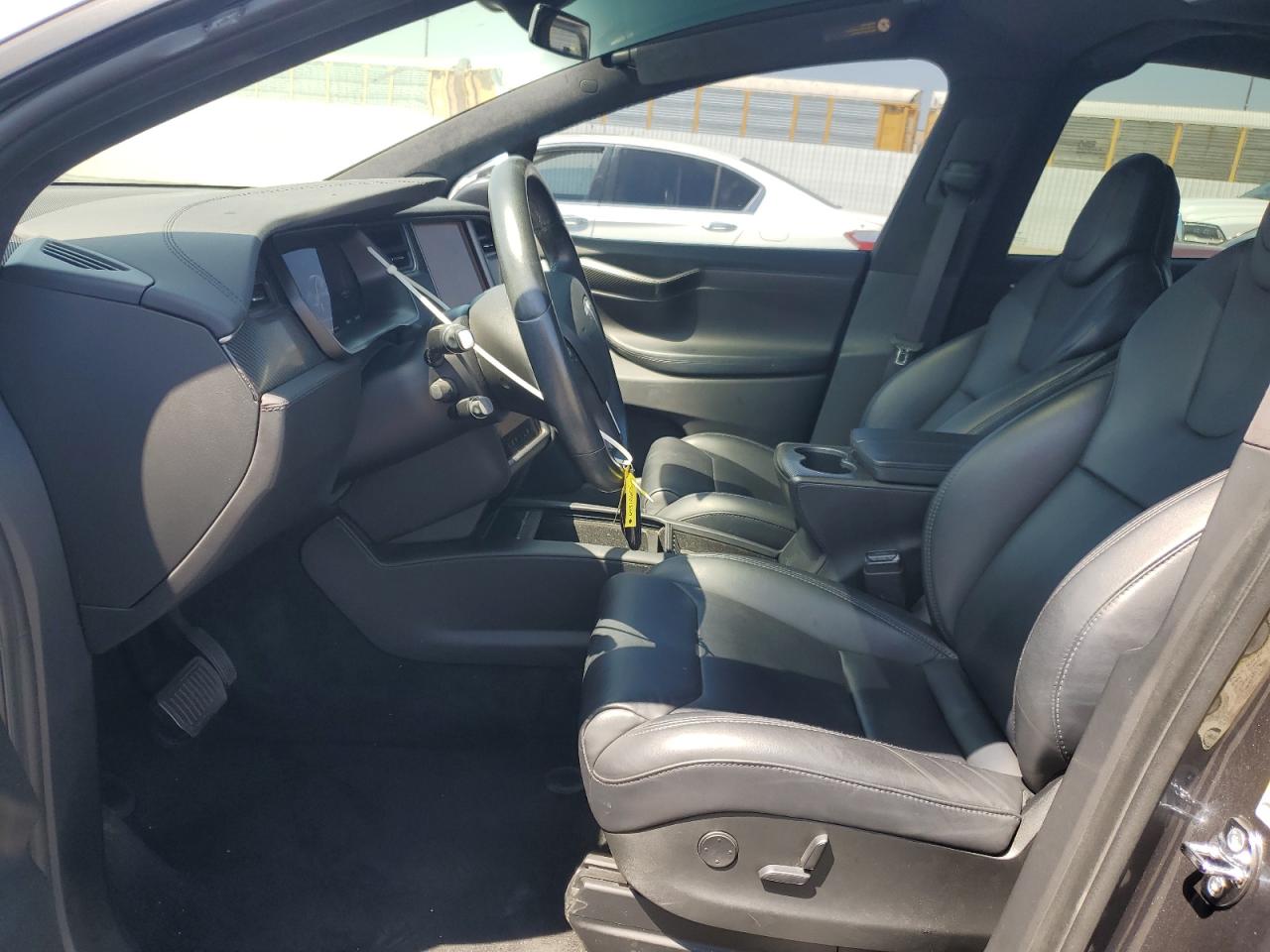 2018 Tesla Model X VIN: 5YJXCBE23JF104464 Lot: 69319605