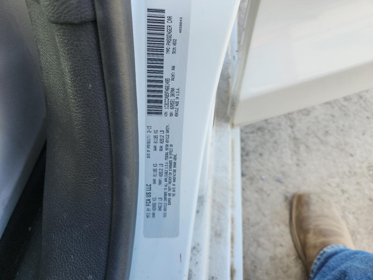 2015 Chrysler 200 Limited VIN: 1C3CCCAB5FN661495 Lot: 70582825