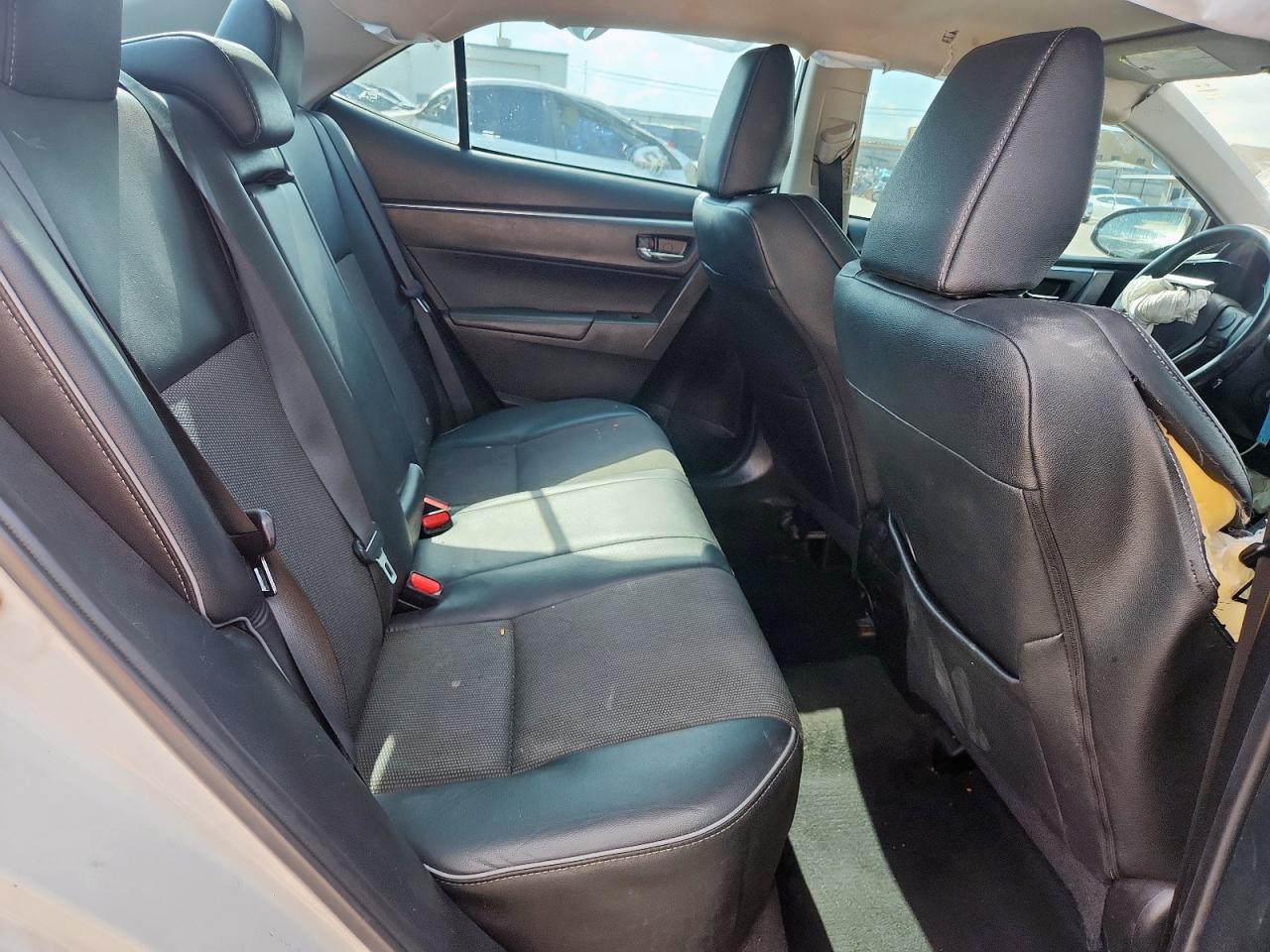 2015 Toyota Corolla L VIN: 5YFBURHE5FP292082 Lot: 69744805