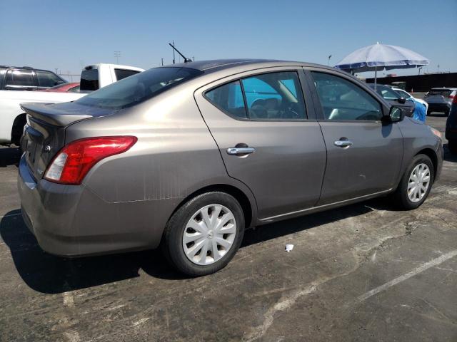  NISSAN VERSA 2016 Серый