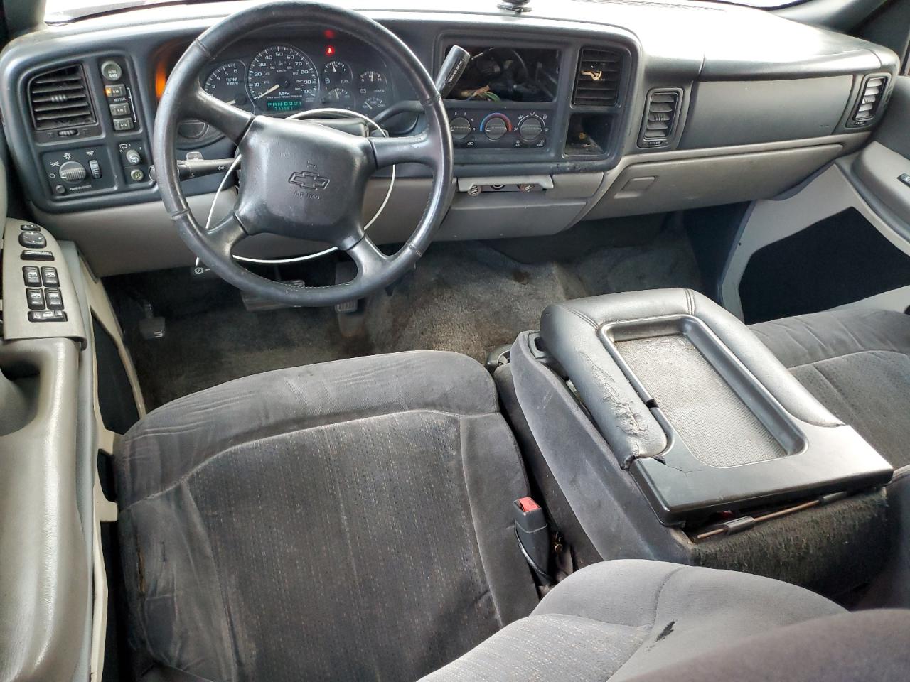 2002 Chevrolet Tahoe K1500 VIN: 1GNEK13V52J161820 Lot: 69398935