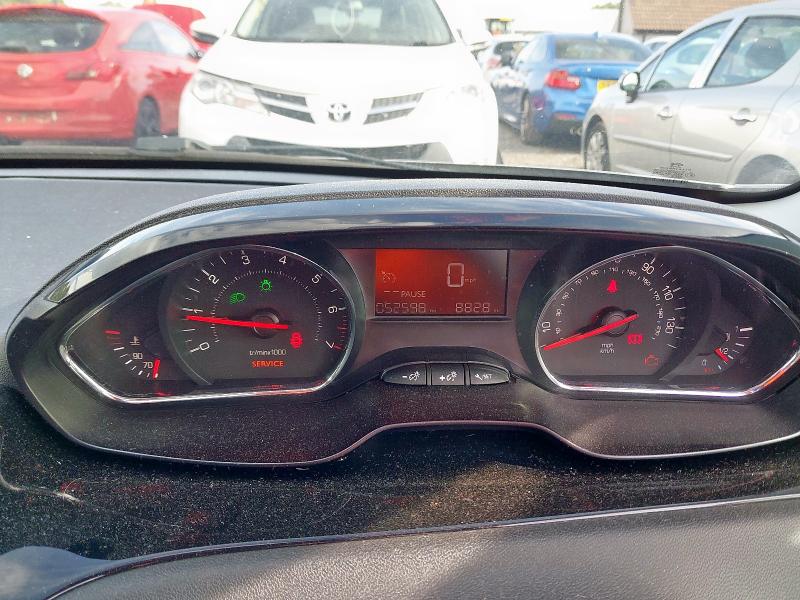 2014 PEUGEOT 208 STYLE