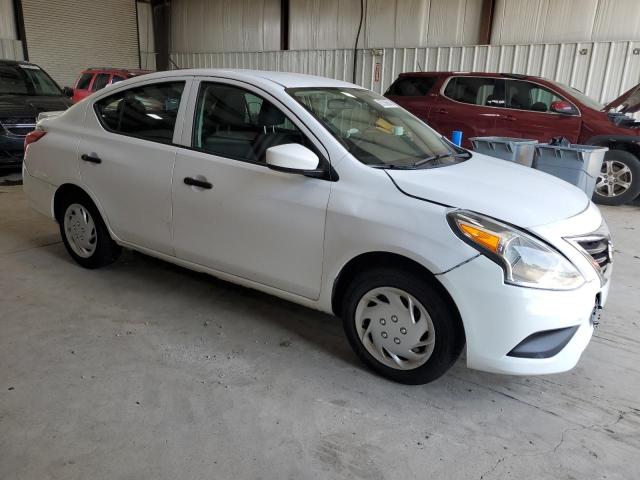  NISSAN VERSA 2018 Белы