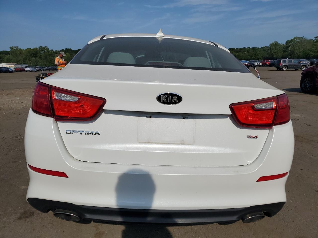 2015 Kia Optima Lx VIN: 5XXGM4A71FG506174 Lot: 68332865