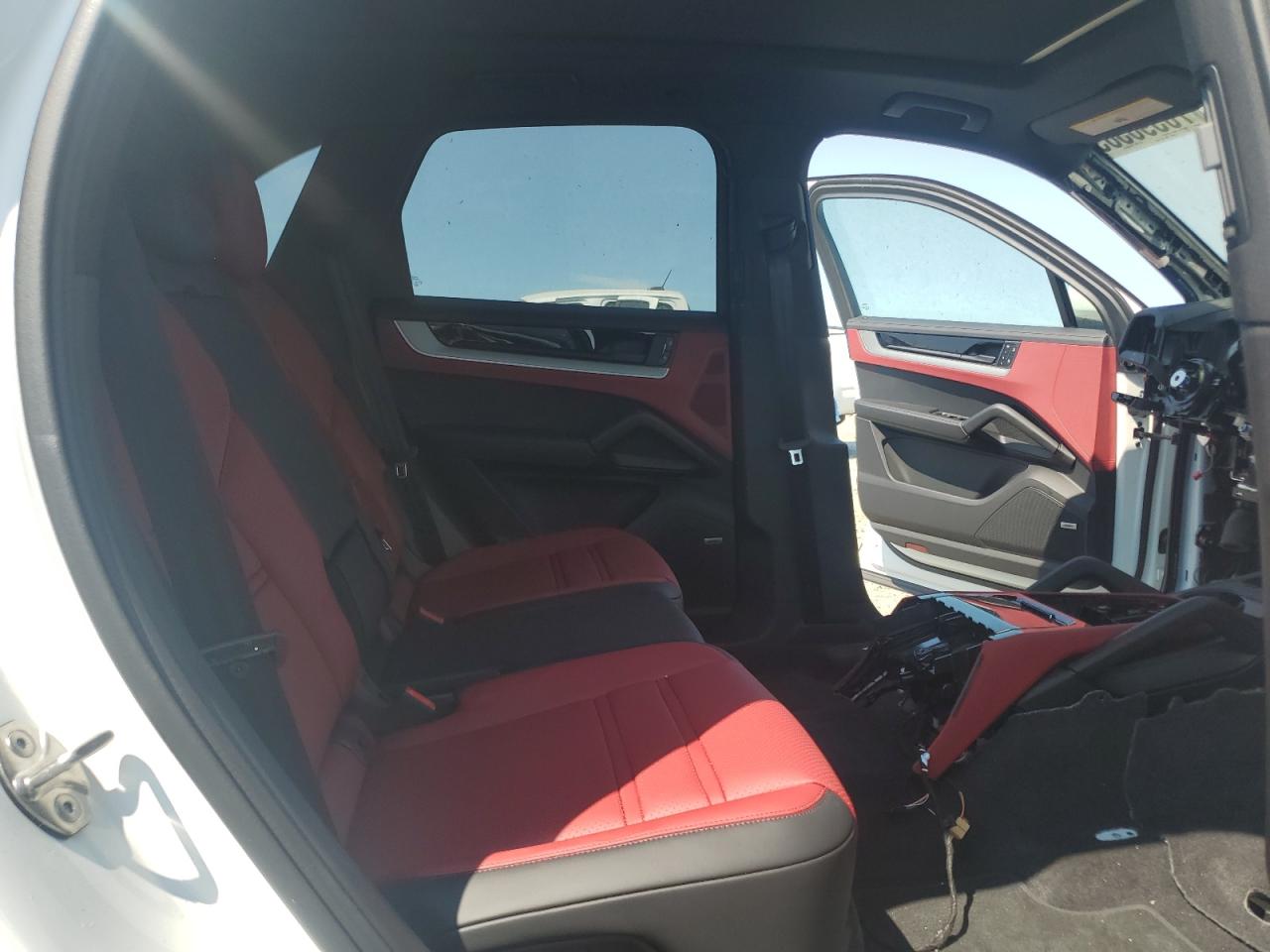 2024 Porsche Cayenne VIN: WP1AA2AY6RDA12143 Lot: 70596385