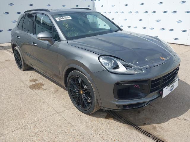 2019 PORSCHE CAYENNE V8