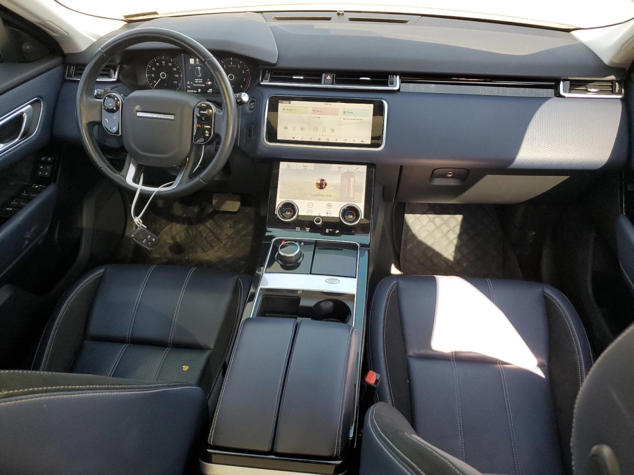 2018 Land Rover Range Rover Velar S VIN: SALYB2RX0JA770552 Lot: 68852035