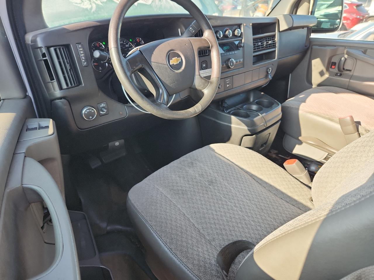 1GCWGFCA7E1141887 2014 Chevrolet Express G2500