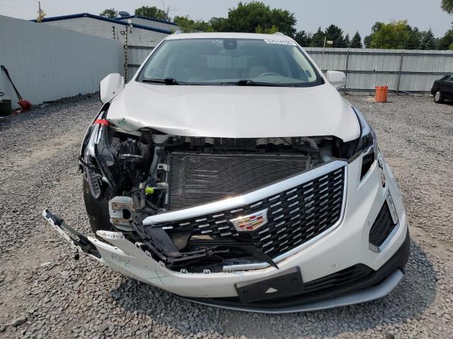  CADILLAC XT5 2022 Белы