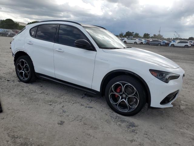  ALFA ROMEO STELVIO 2024 Biały