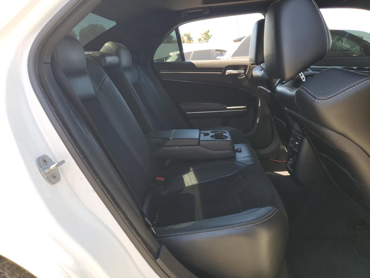 2012 Chrysler 300 Srt-8 VIN: 2C3CCAFJ6CH800476 Lot: 69081905