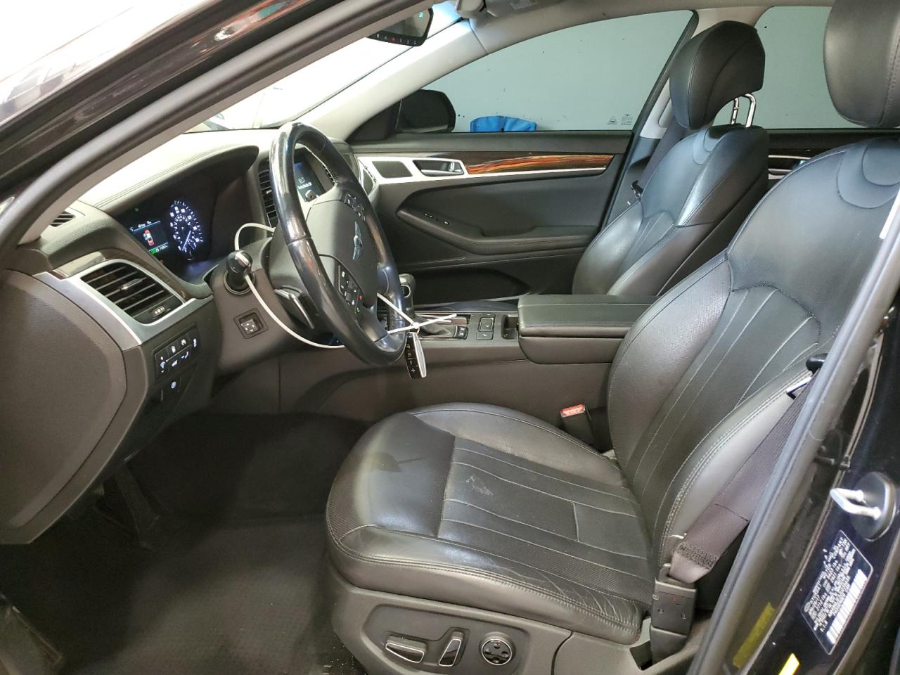 2018 Genesis G80 Base VIN: KMHGN4JE3JU235435 Lot: 67660405