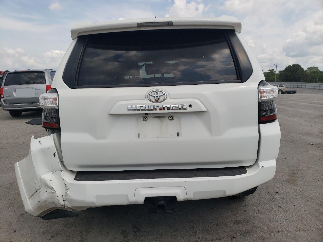 2019 Toyota 4Runner Sr5/Sr5 Premium VIN: JTEBU5JR6K5663307 Lot: 66846425