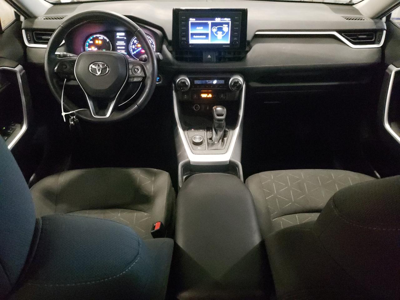 2021 Toyota Rav4 Xle VIN: 4T3RWRFV2MU038196 Lot: 69472415