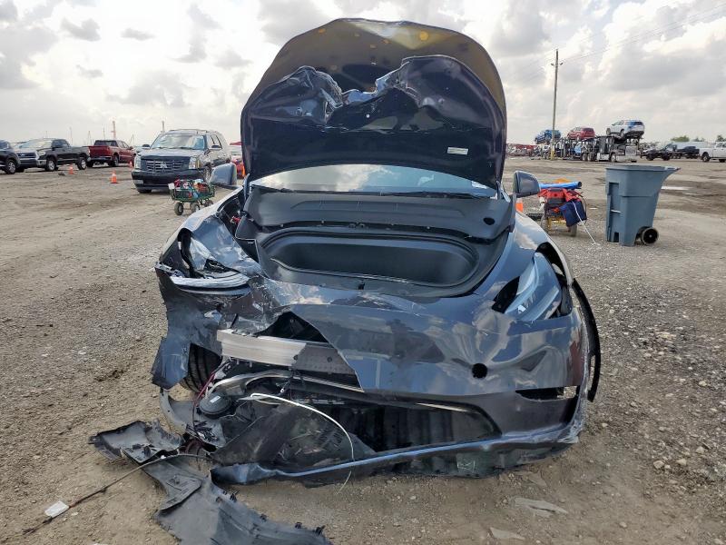  TESLA MODEL Y 2024 Szary