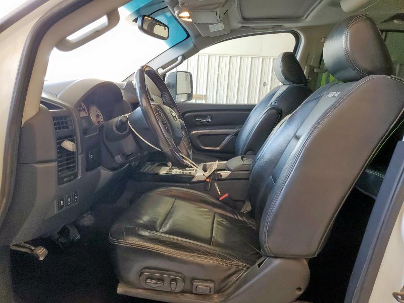  NISSAN TITAN 2015 White
