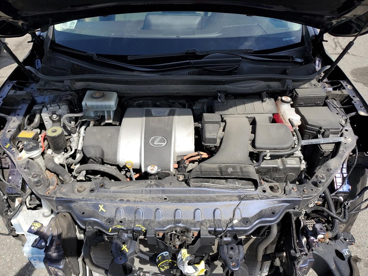 2018 Lexus Rx 450H Base VIN: 2T2BGMCAXJC023921 Lot: 70764925