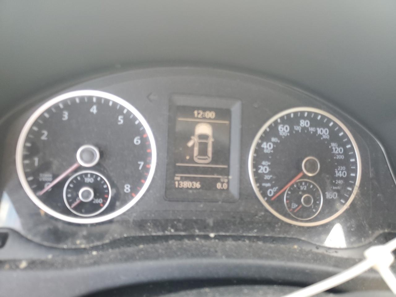 2016 Volkswagen Tiguan S VIN: WVGAV7AX8GW611844 Lot: 70020365