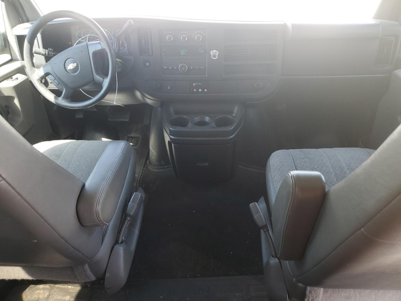 2014 Chevrolet Express G1500 Lt VIN: 1GNSGCF43E1130315 Lot: 69969665