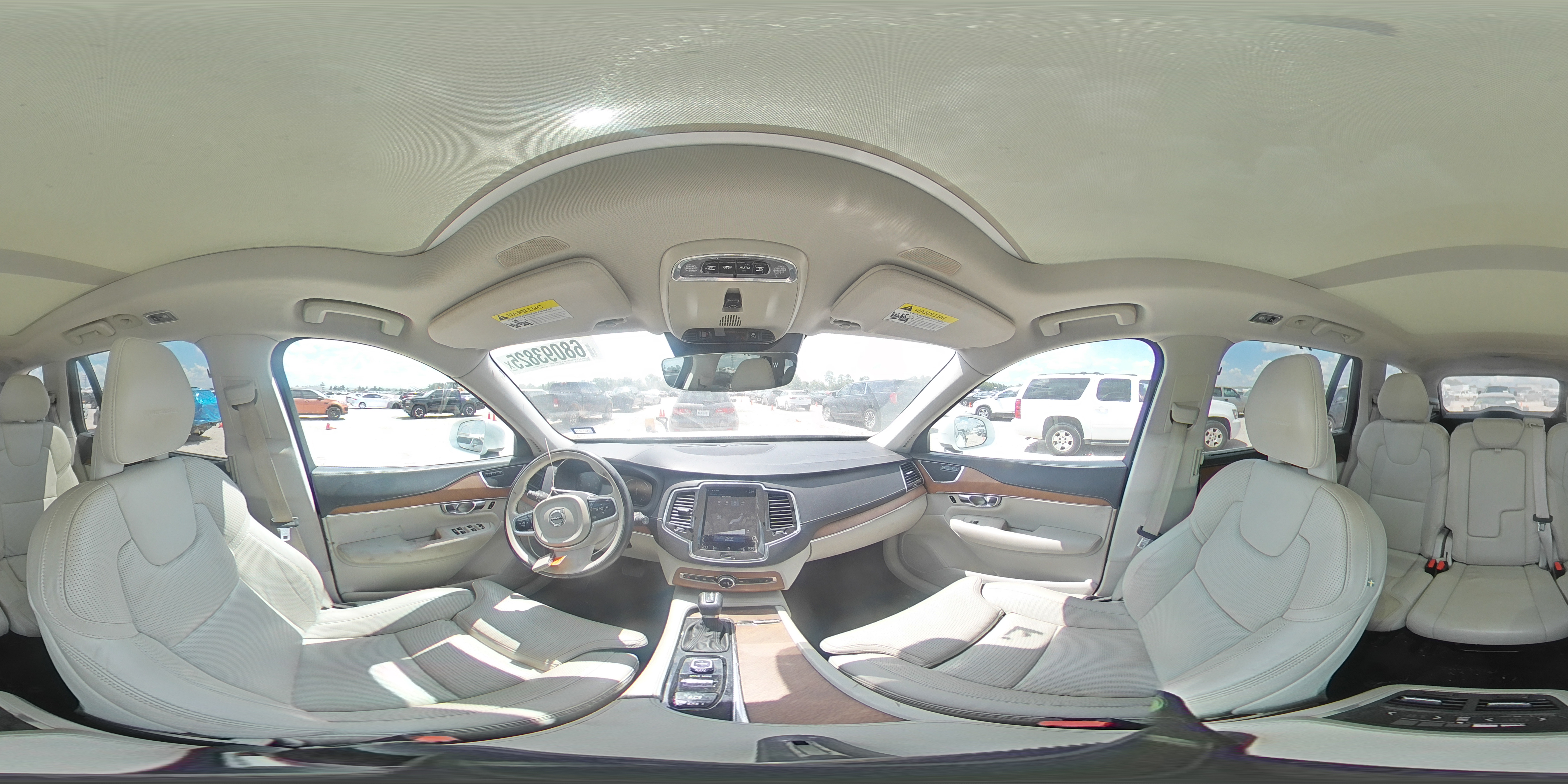 2017 Volvo Xc90 T6 VIN: YV4A22PL3H1183388 Lot: 68093825