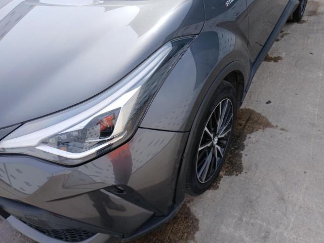 2020 TOYOTA C-HR EXCEL
