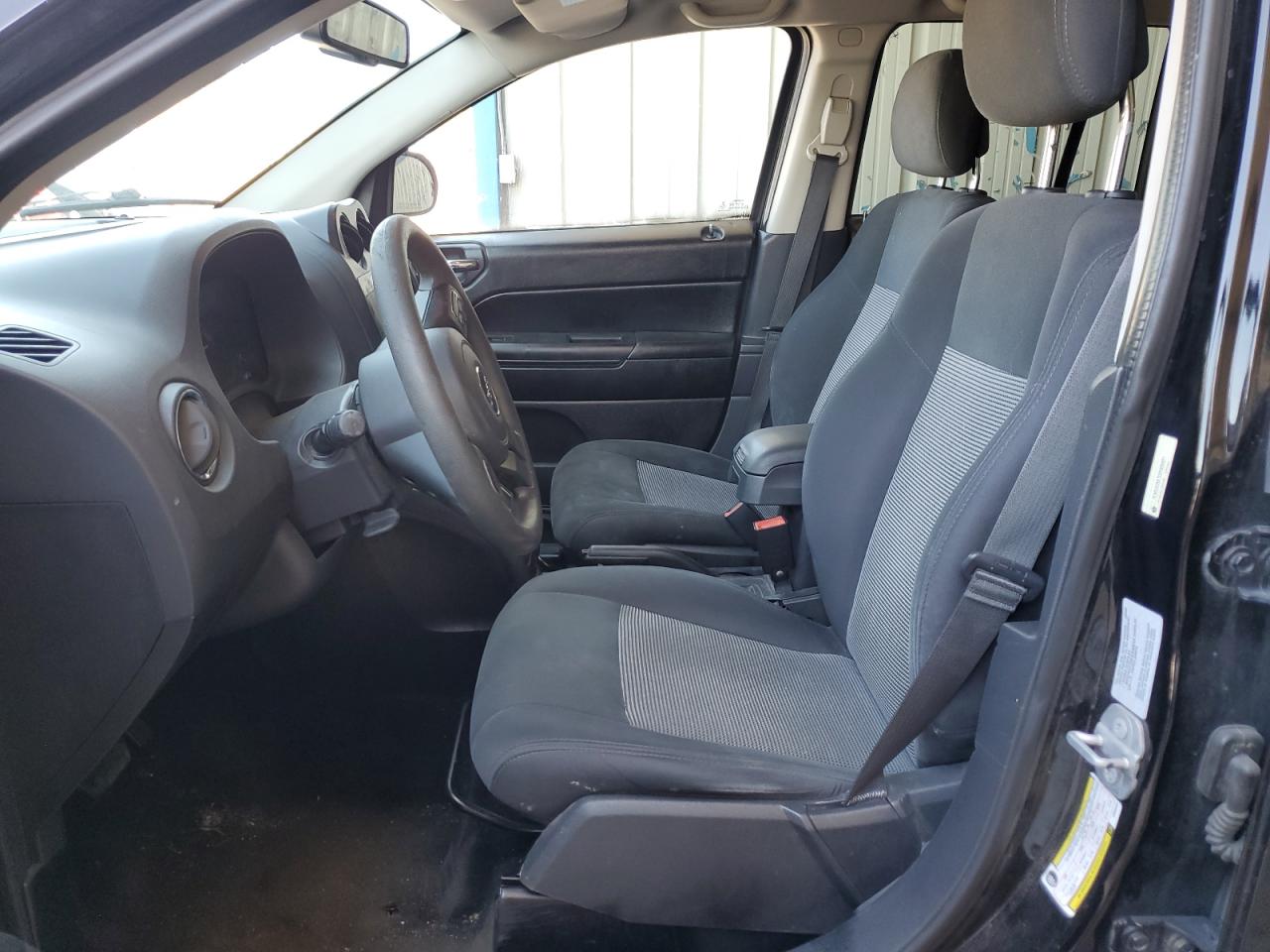 2016 Jeep Compass Sport VIN: 1C4NJCBA7GD568467 Lot: 69986175