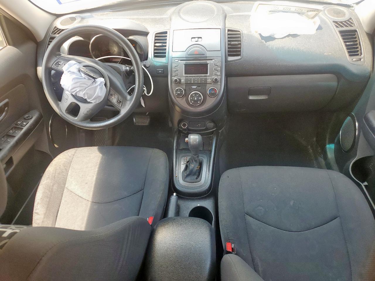 2011 Kia Soul + VIN: KNDJT2A29B7340068 Lot: 70486525