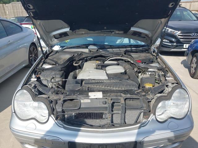 2002 MERCEDES C180 AVANTGARDE AUTO 