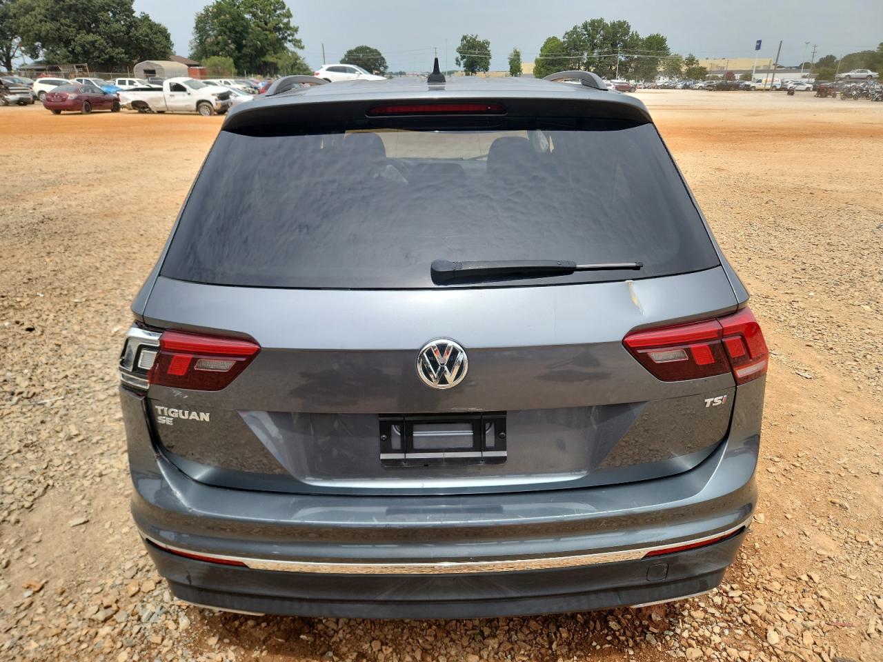 2018 Volkswagen Tiguan Se VIN: 3VV3B7AX8JM109303 Lot: 70678595