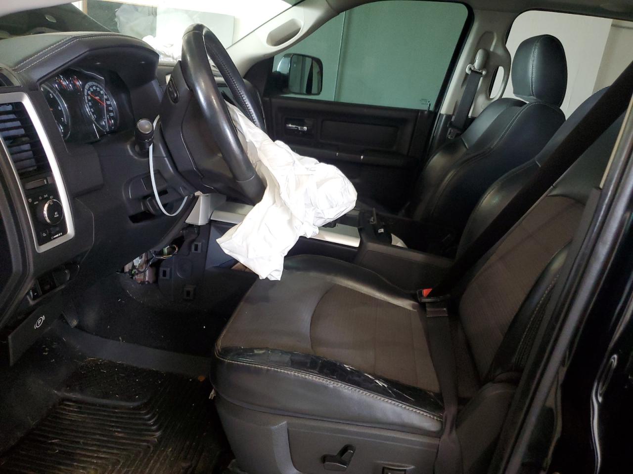 2010 Dodge Ram 1500 VIN: 1D7RV1CT7AS256135 Lot: 66645985