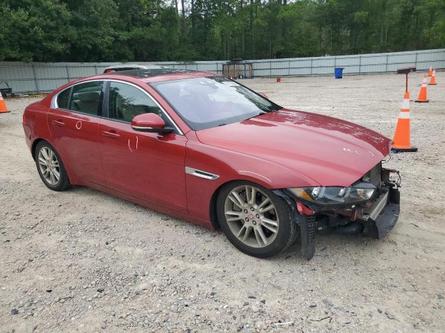  JAGUAR XE 2017 Красный