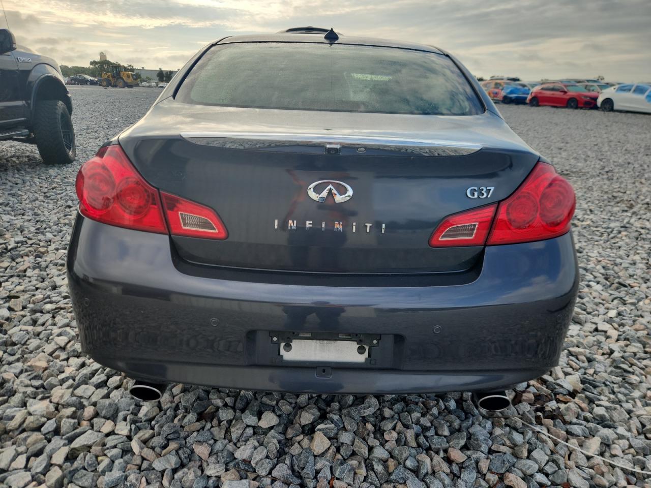 2010 Infiniti G37 Base VIN: JN1CV6AP0AM202301 Lot: 70344455