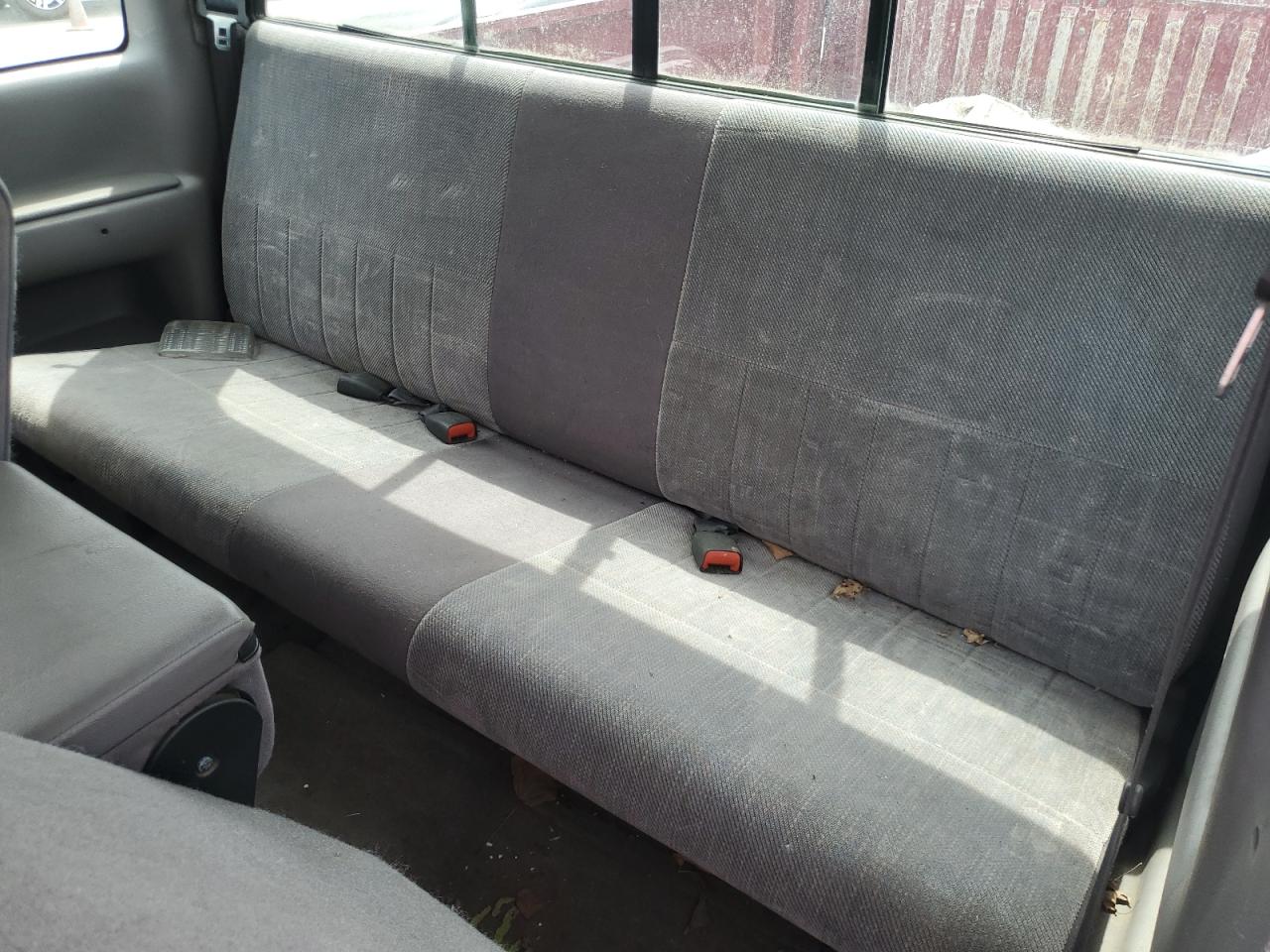 1996 Dodge Ram 1500 VIN: 1B7HC13Z5TJ170895 Lot: 70869055