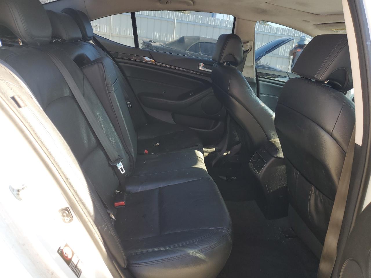 2016 Kia Cadenza Luxury VIN: KNALN4D73G5218828 Lot: 70471005