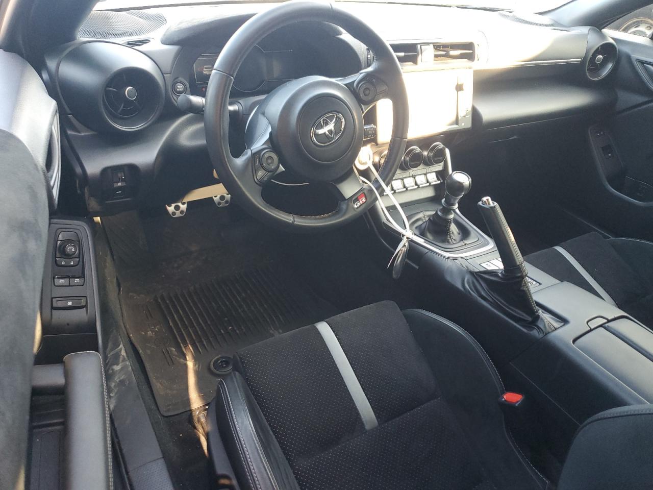 2022 Toyota Gr 86 Premium VIN: JF1ZNBE13N9755061 Lot: 68284735