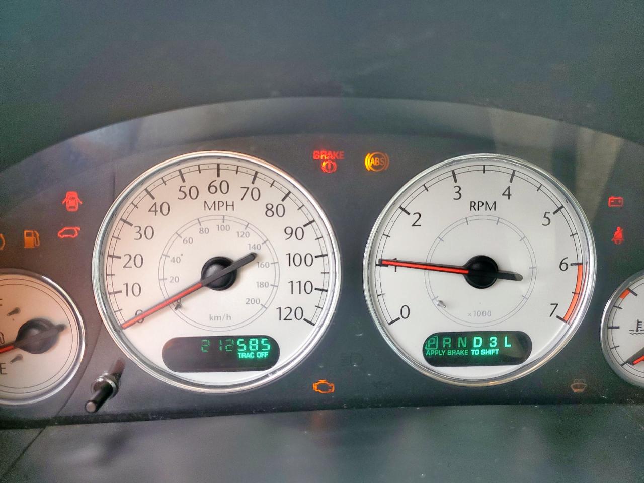 2005 Chrysler Town & Country Limited VIN: 2C8GP64L55R307287 Lot: 69293305