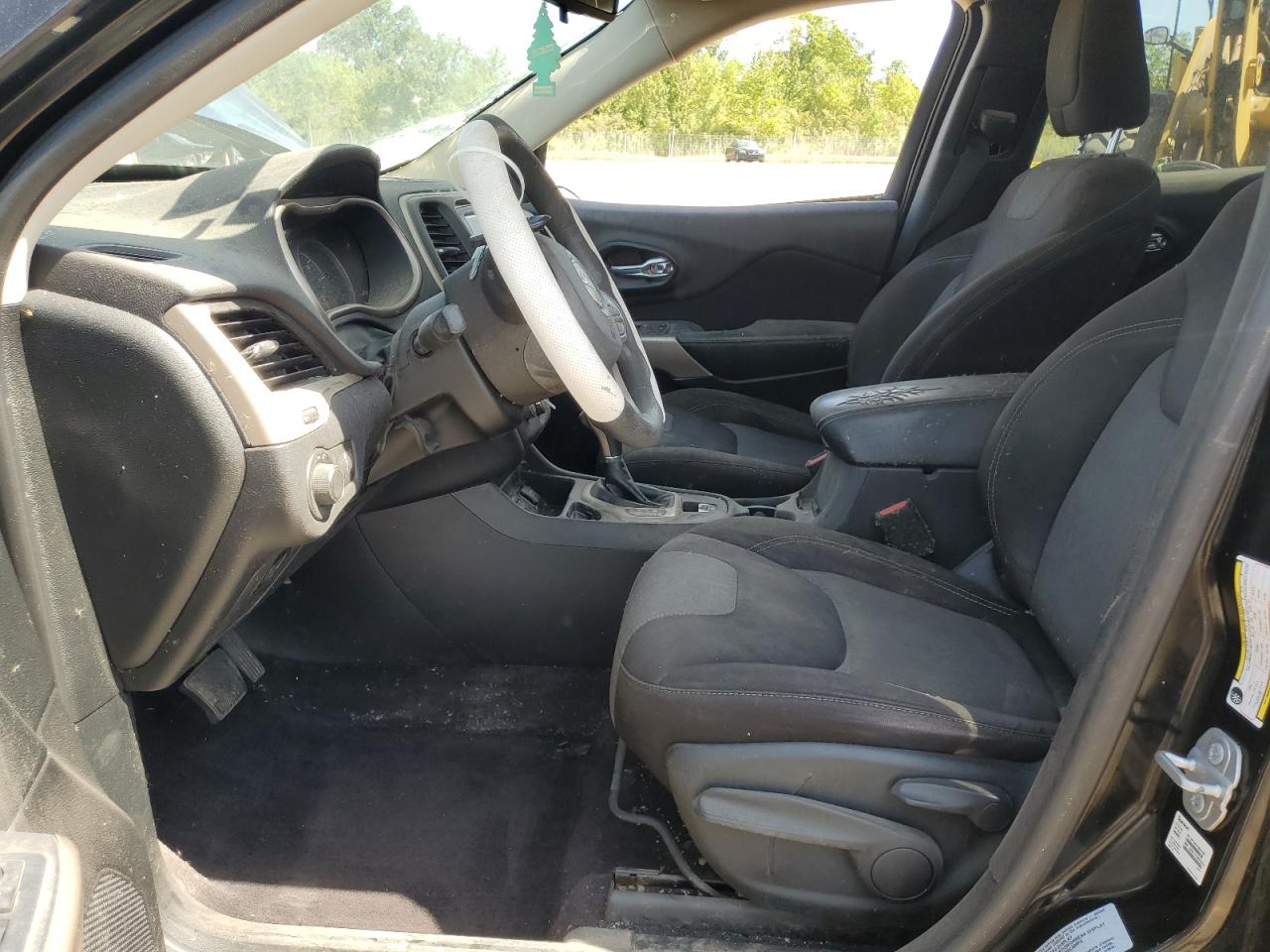 2017 Jeep Cherokee Sport VIN: 1C4PJLAB2HW591924 Lot: 70532645