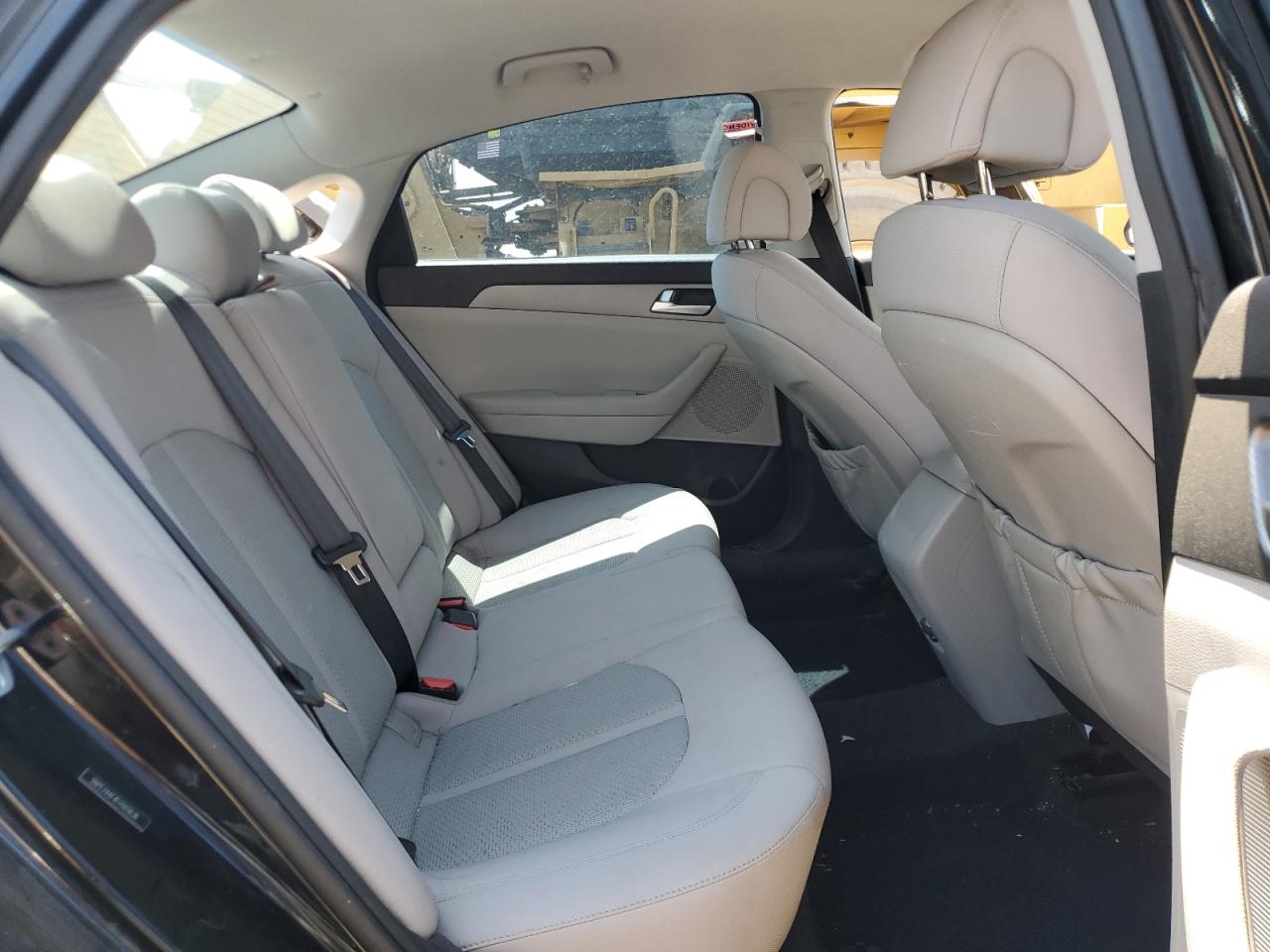 2015 Hyundai Sonata Se VIN: 5NPE24AF4FH165636 Lot: 67849475