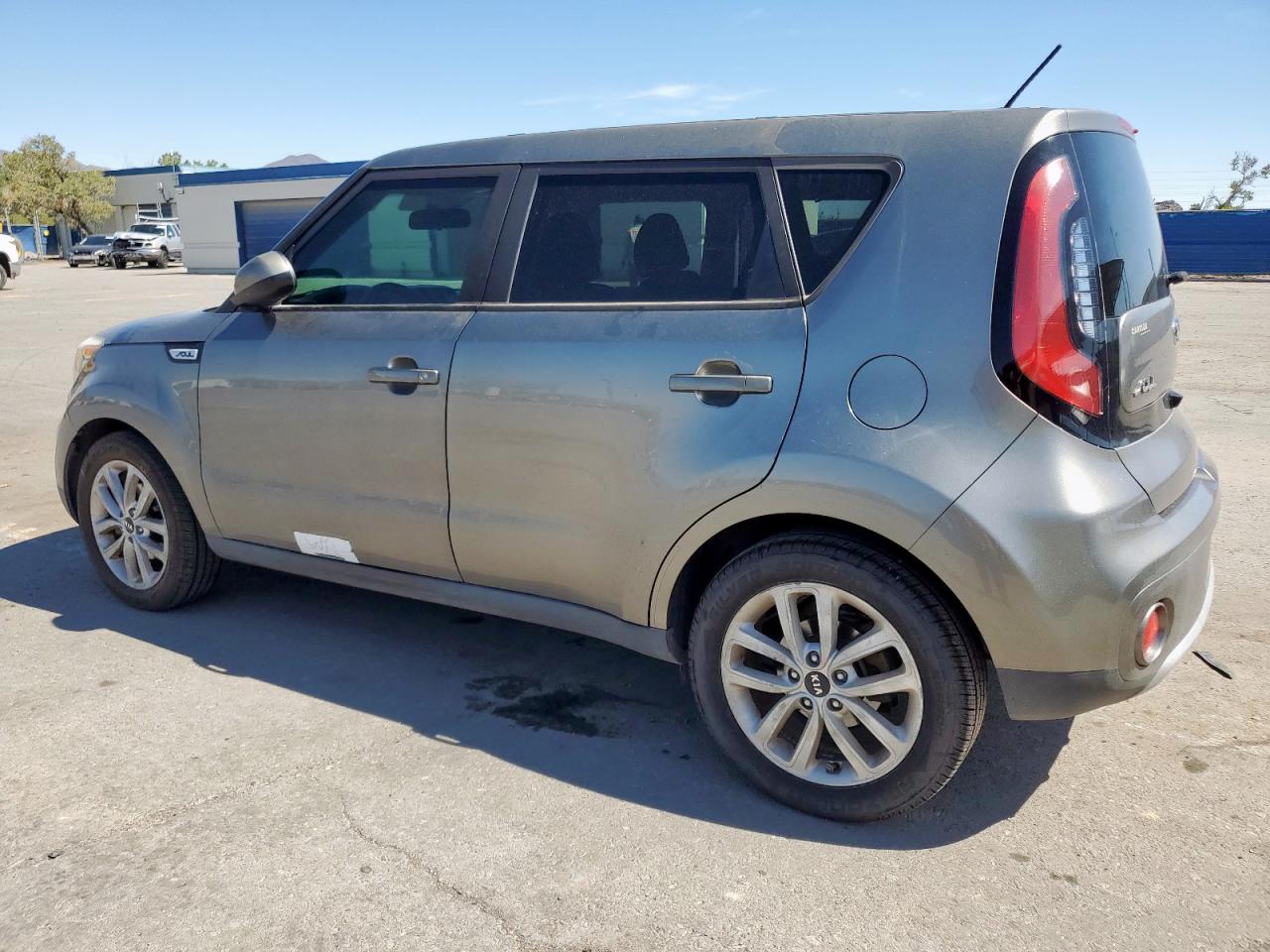 2017 Kia Soul + grey null gas KNDJP3A51H7474814 photo #3