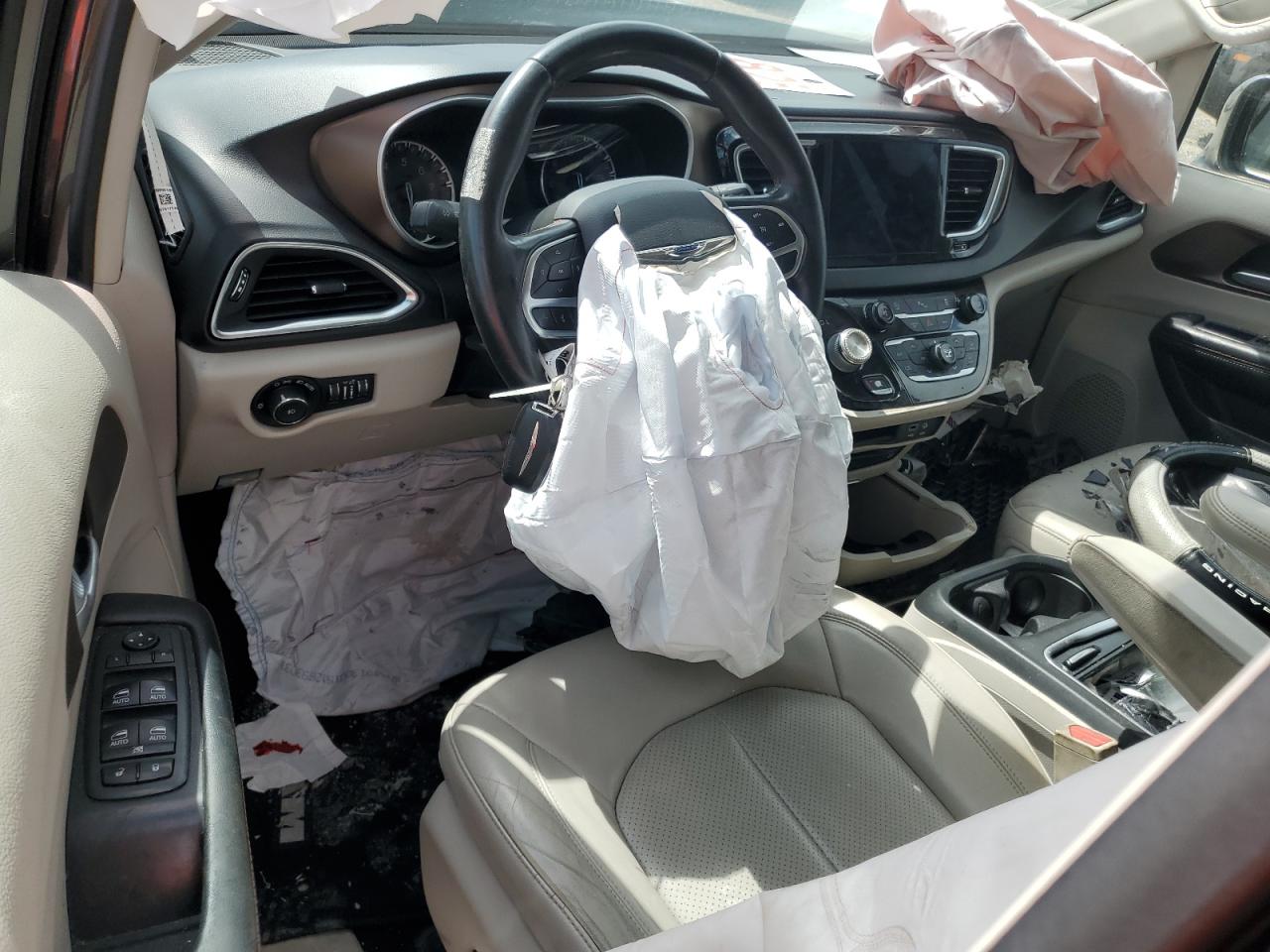 2017 Chrysler Pacifica Touring L Plus VIN: 2C4RC1EG7HR821754 Lot: 81521725