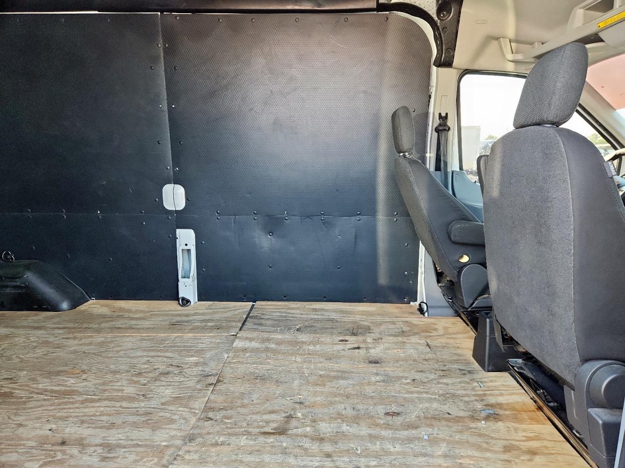 2019 Ford Transit T-250 VIN: 1FTYR2CMXKKB07924 Lot: 70838795