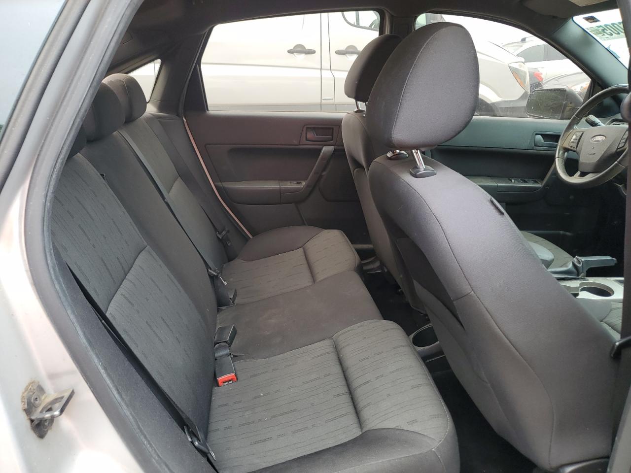2011 Ford Focus Se VIN: 1FAHP3FN4BW158642 Lot: 68846005