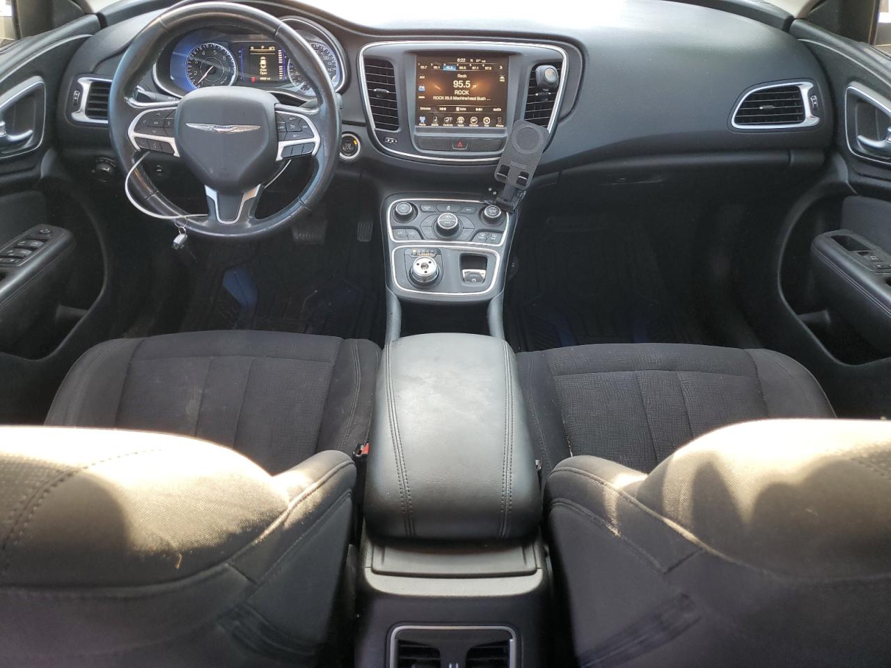 2015 Chrysler 200 Limited VIN: 1C3CCCAB5FN600731 Lot: 70011925